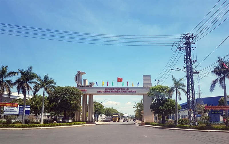 Khu công nghiệp Tam Thăng, nơi có nhiều doanh nghiệp hoạt động trong lĩnh vực dệt, nhuộm.